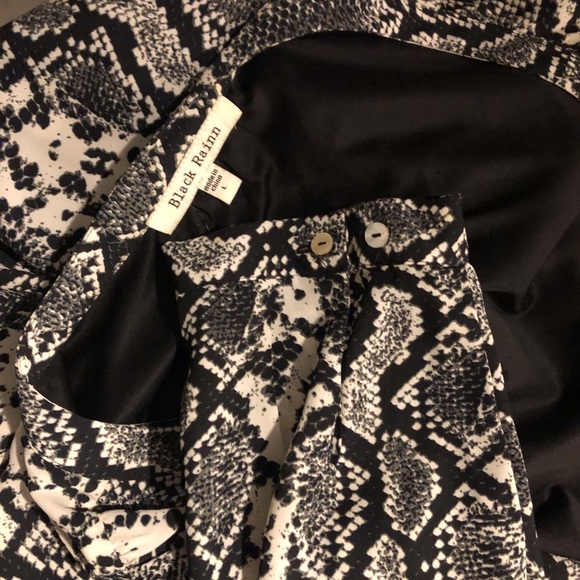 Black Rainn snake skin print lined dress drawstring waist midi , black and white - Picture 6 of 6